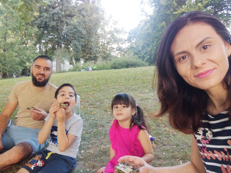 Plecarea din România între emoție și rațiune